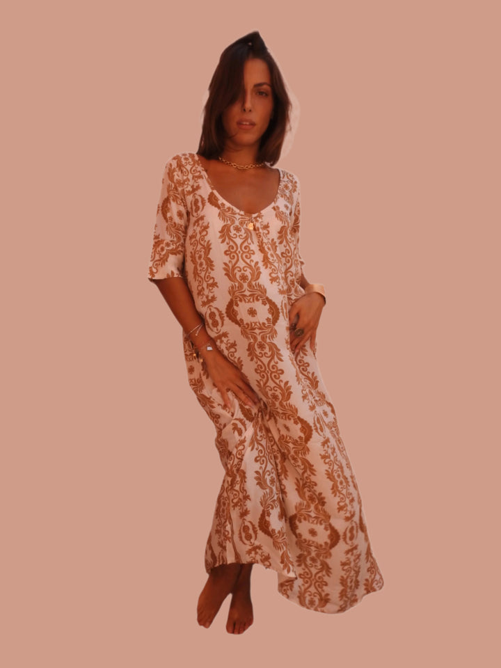 Long baige and white silk dress Pahiesa