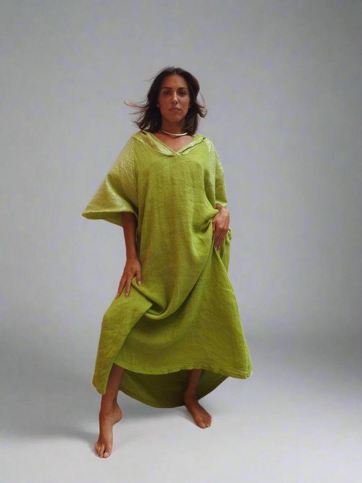 Green dress with a hoodie Strega