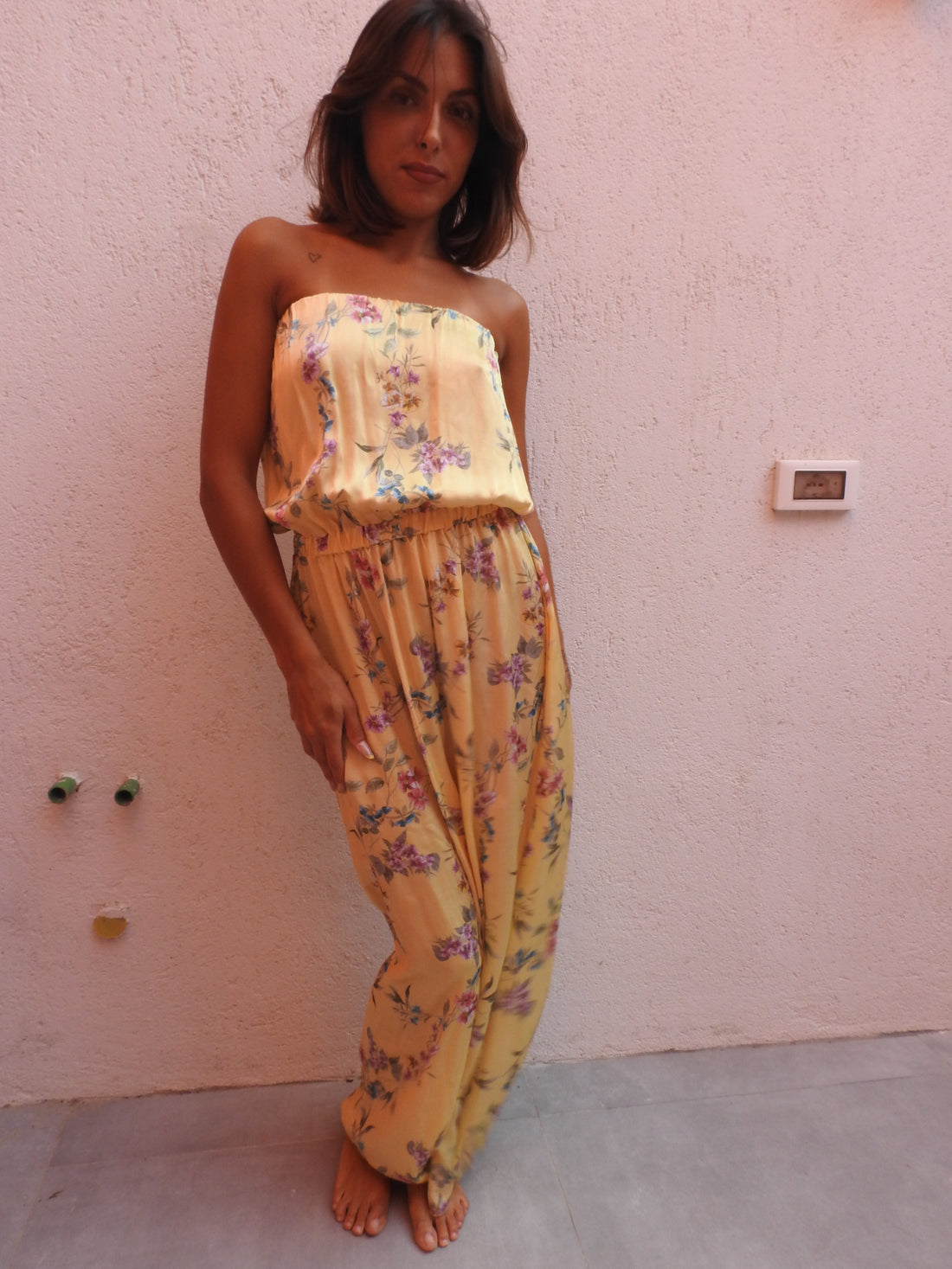 Yellow sleevless floral dress