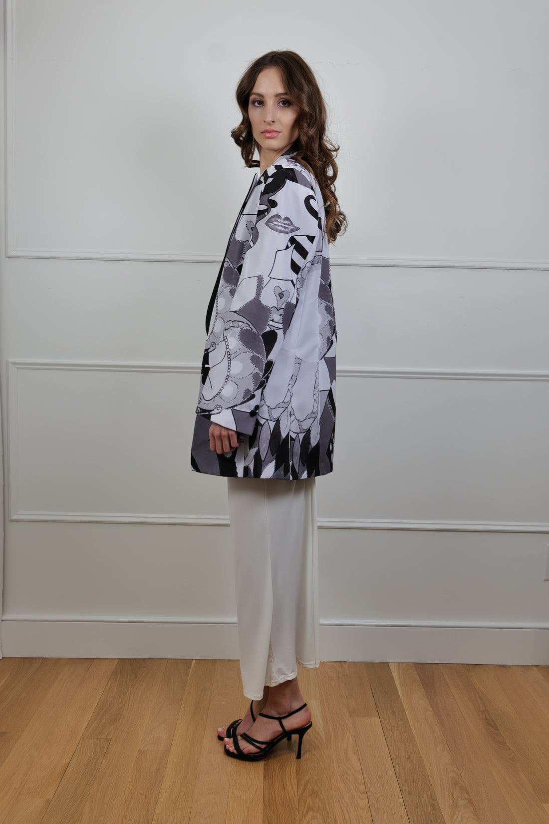 Mieke Monochrome Black & White Long Jacket