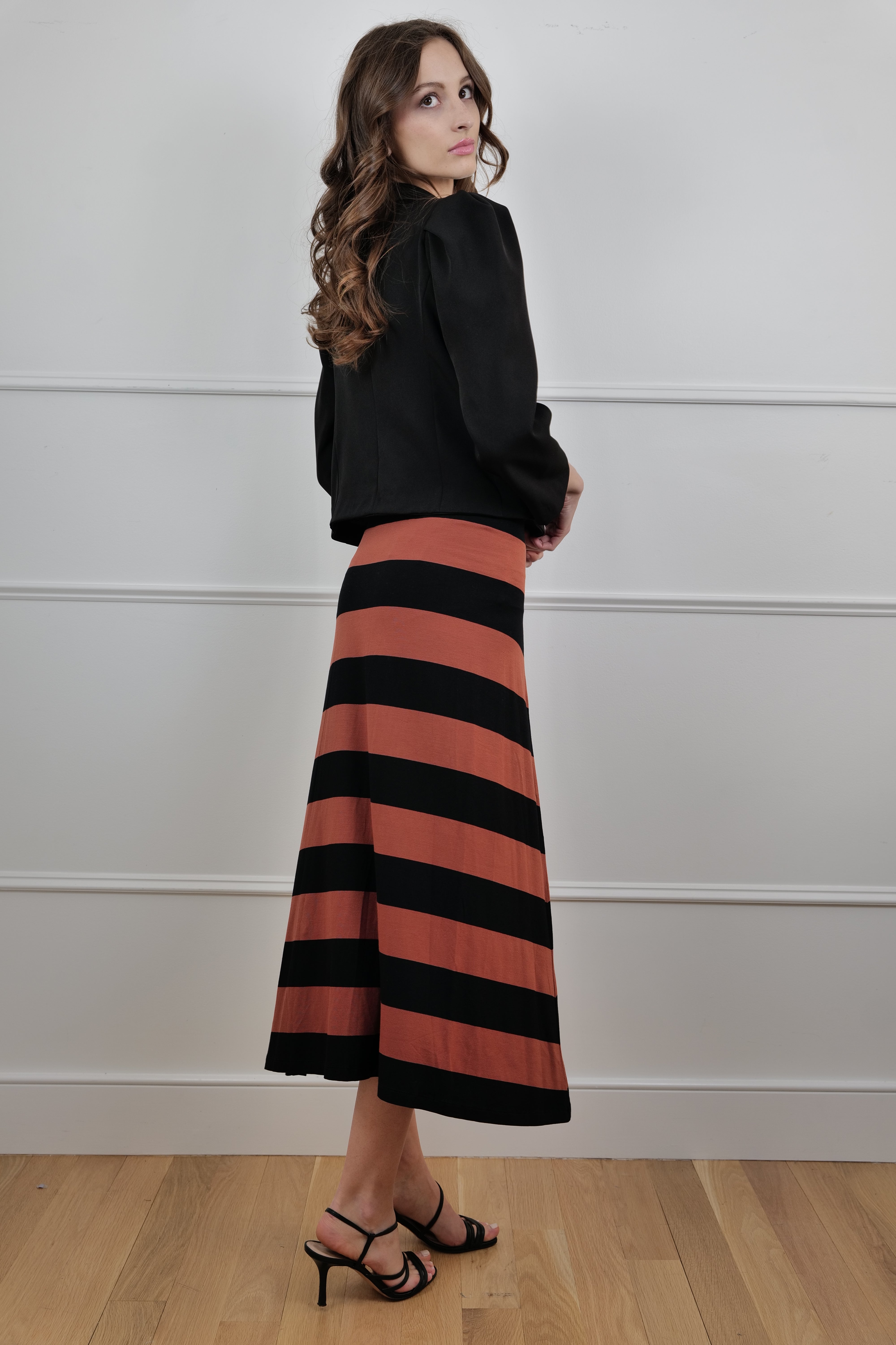 Midnight Cropped Elegant Black Short Jacket - Long Sleeve