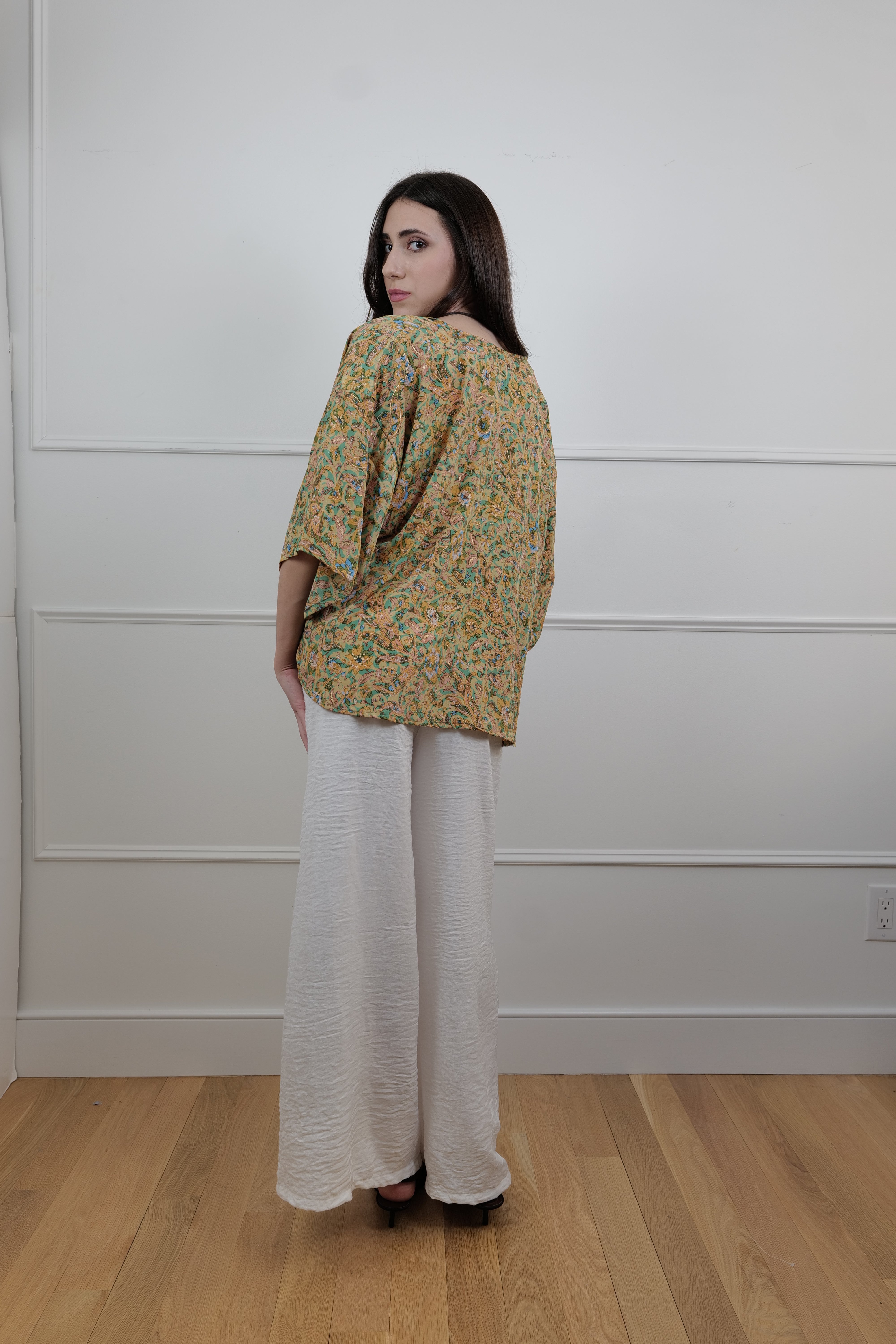 Button-Down Top in Golden Vine