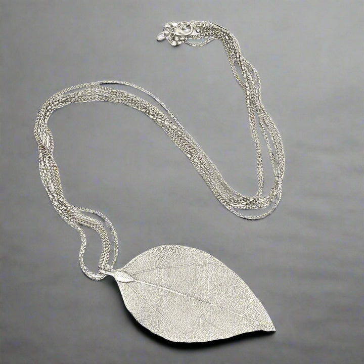 “Silver Leaf” Necklace