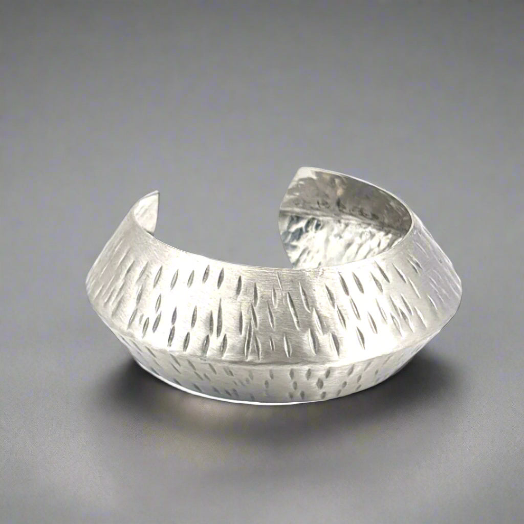 Tempesta Hammered Cuff Bracelet