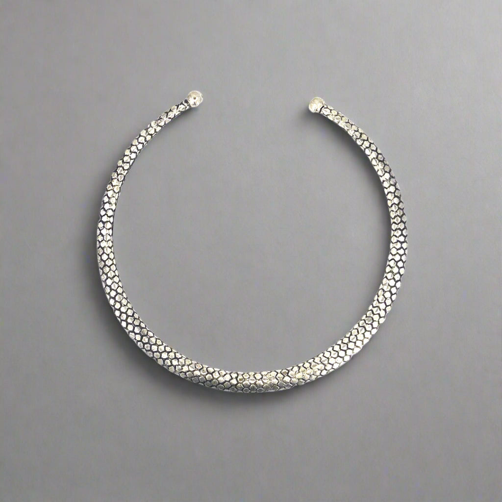 “Serpentina” Choker