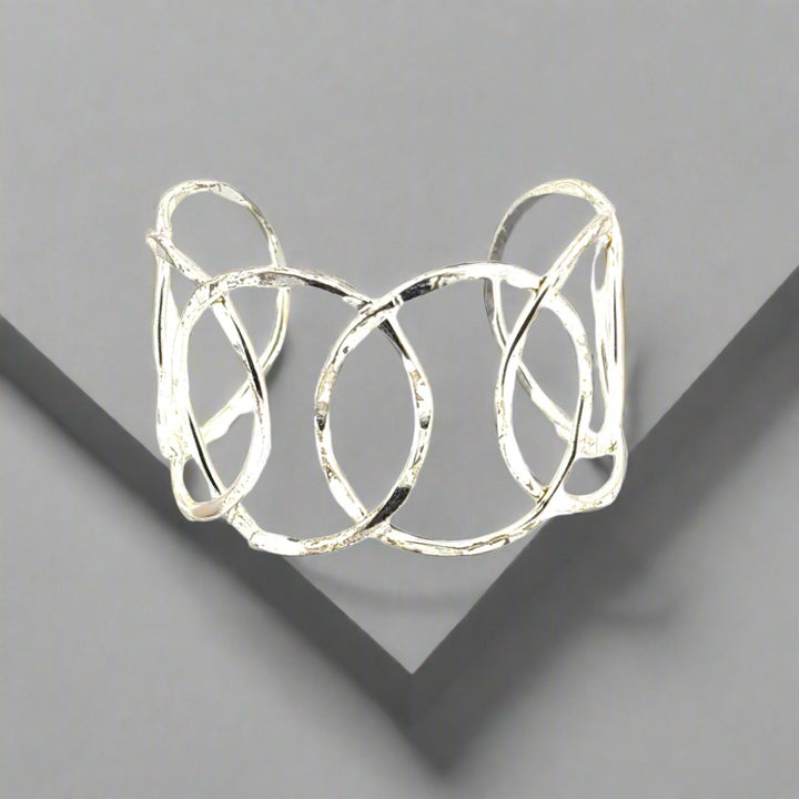 Luna Wire Cuff
